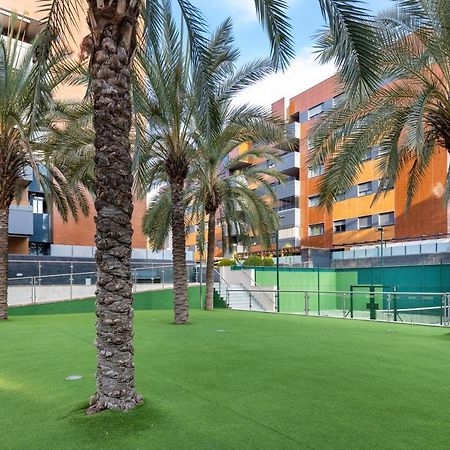 Apartamento Forum-Ciencias Con Piscina, Gym & Parking Granada Eksteriør billede