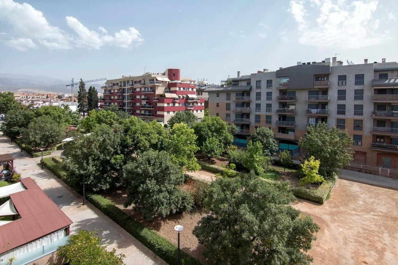 Apartamento Forum-Ciencias Con Piscina, Gym & Parking Granada Eksteriør billede