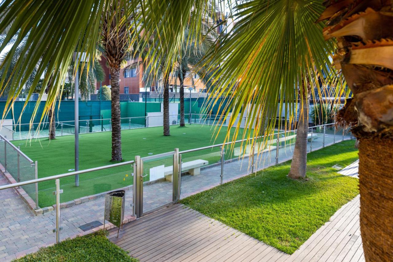 Apartamento Forum-Ciencias Con Piscina, Gym & Parking Granada Eksteriør billede